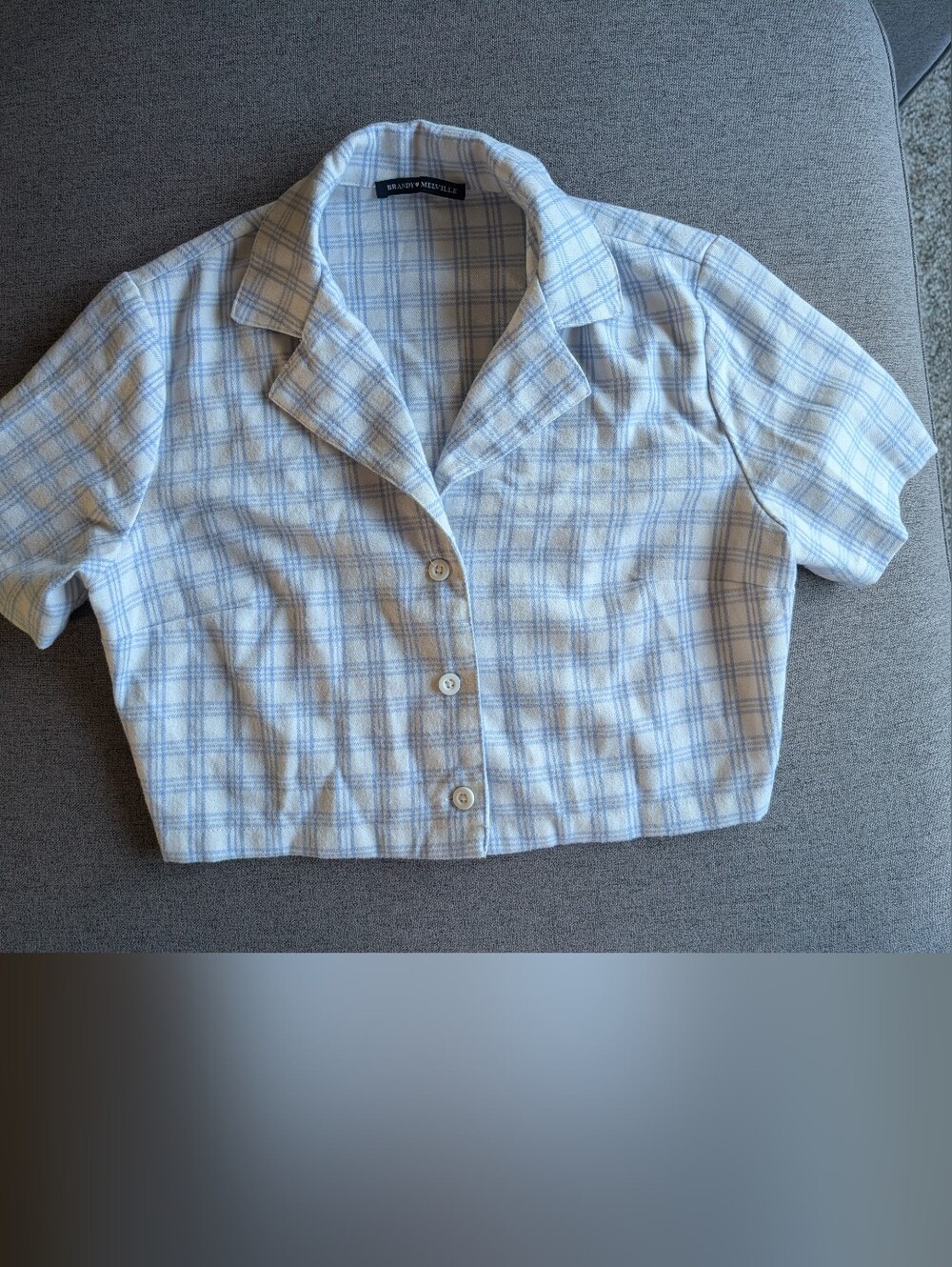 Brandy Cropped Button Down - Picture 2 of 3